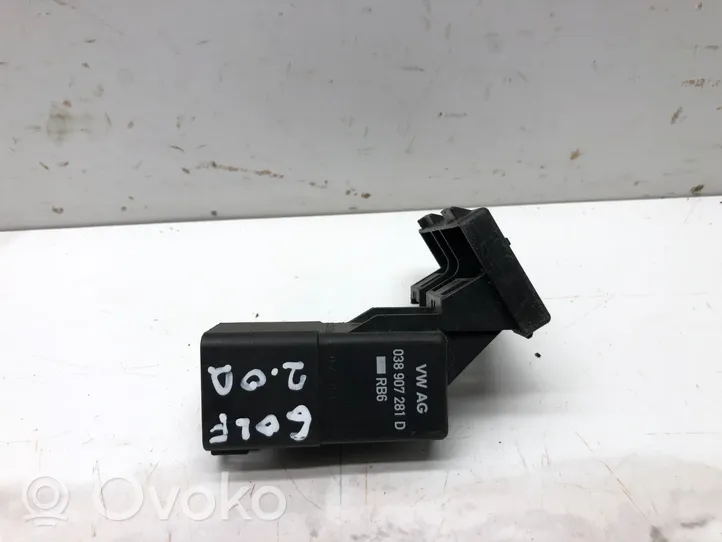 Volkswagen Golf V Przekaźnik / Modul układu ogrzewania wstępnego 038907281D