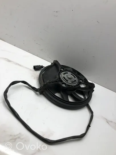 Audi A4 S4 B6 8E 8H Ventilatore di raffreddamento elettrico del radiatore 