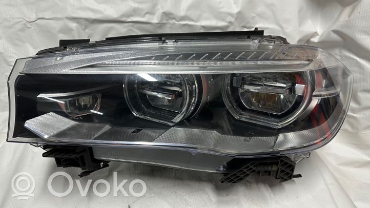 BMW X5 F15 Lampa przednia 7214851