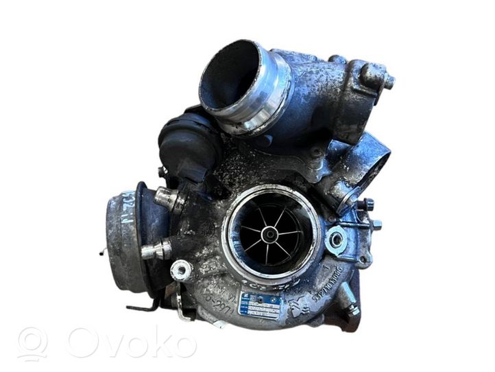 BMW 6 F12 F13 Turboahdin 8508092