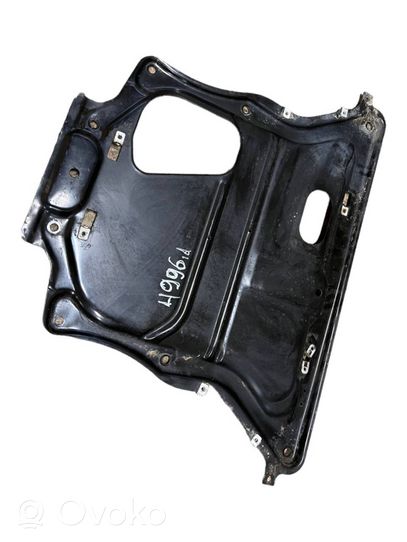 BMW 3 F30 F35 F31 Protezione anti spruzzi/sottoscocca del motore 6860952