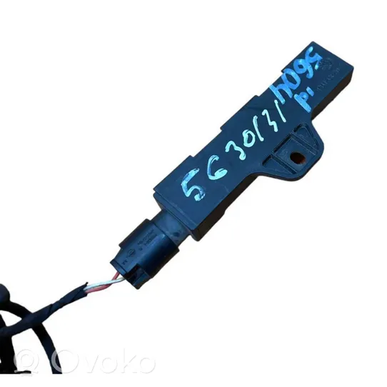 BMW 5 G30 G31 Antena wewnętrzna 65209220831