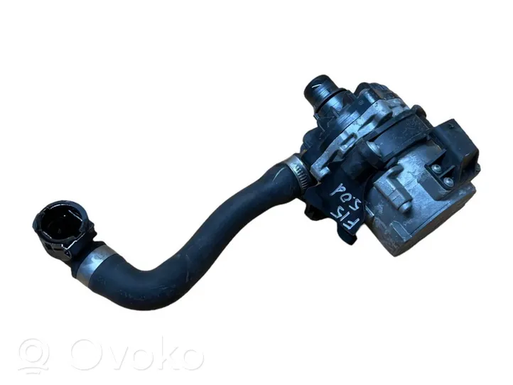 BMW X5 F15 Pompe à eau de liquide de refroidissement 11517566335