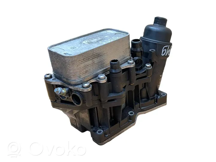 BMW 3 F30 F35 F31 Supporto di montaggio del filtro dell’olio 8510856