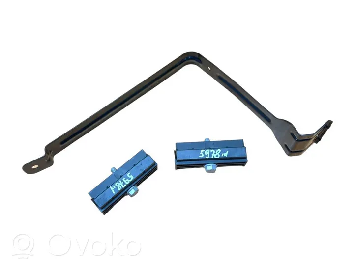 BMW 5 F10 F11 Staffa di montaggio della batteria 61217609962