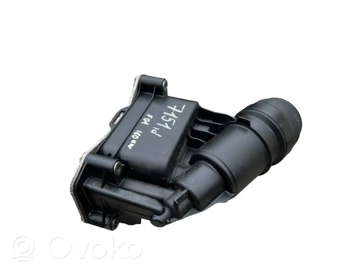 BMW 7 F01 F02 F03 F04 Supporto di montaggio del filtro dell’olio 8512435