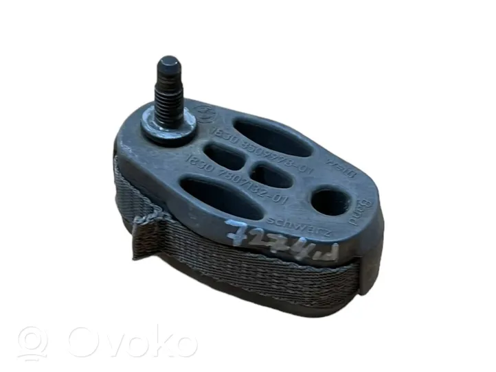 BMW 7 F01 F02 F03 F04 Staffa/supporto di montaggio della marmitta 18307807132