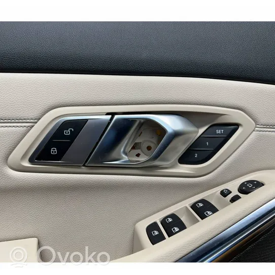 BMW 3 G20 G21 Front door card panel trim 60223241