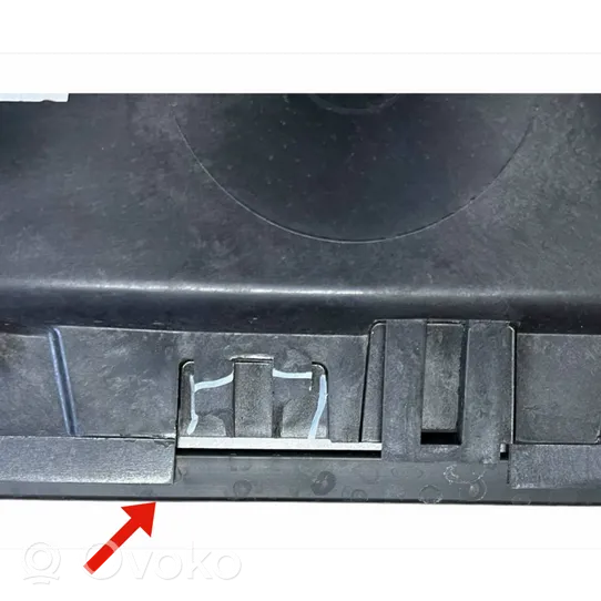 BMW X1 E84 Obudowa / Osłona mikrofiltra kabinowego 64316924277