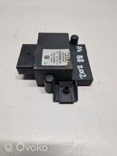 Audi A4 S4 B8 8K Centralina/modulo pompa dell’impianto di iniezione 4G906093F