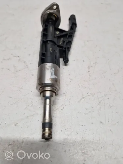 BMW 4 F36 Gran coupe Injecteur de carburant 10213541