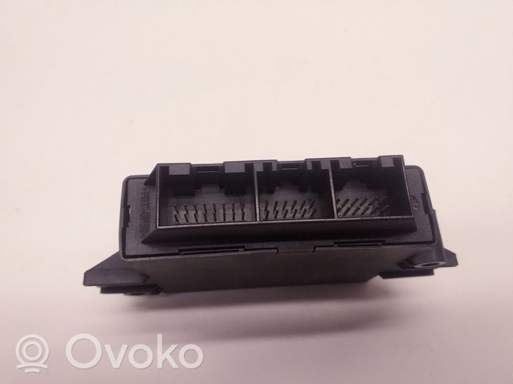 Seat Exeo (3R) Pysäköintitutkan (PCD) ohjainlaite/moduuli 3R0919475