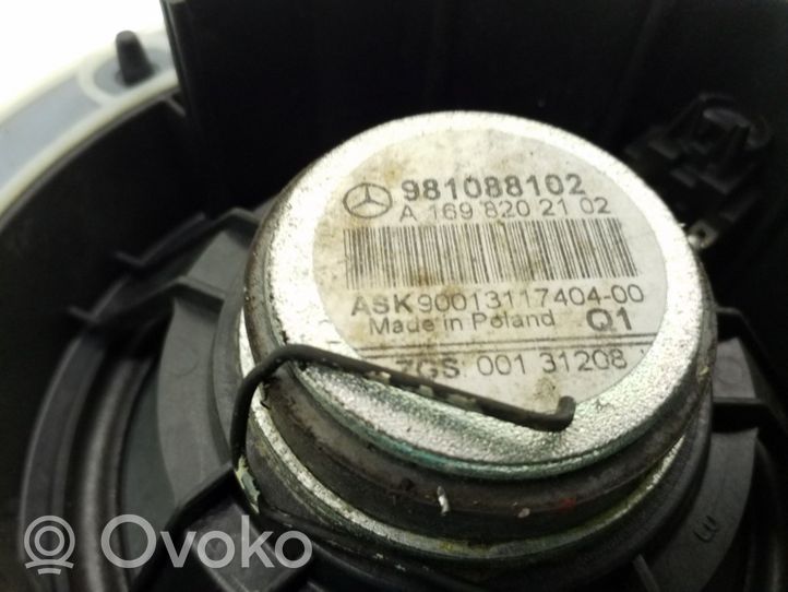 Mercedes-Benz B W245 Garsiakalbis (-iai) galinėse duryse A1698202102