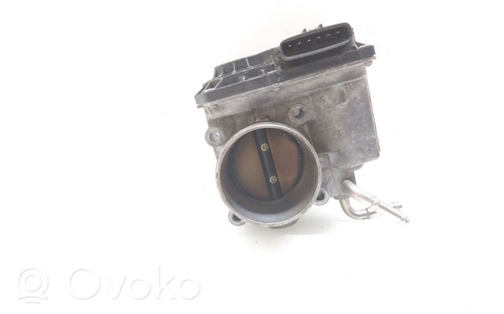 Toyota Avensis T270 Throttle valve 220300D010