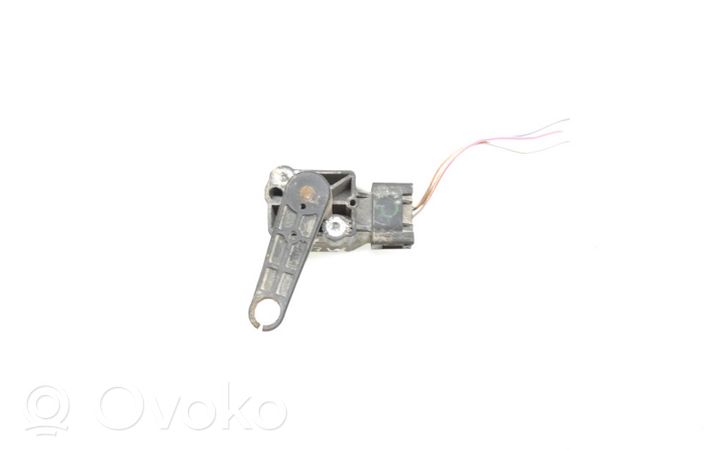 Mercedes-Benz E W210 Sensore di livello faro/fanale A0105427717