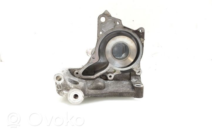 Mazda 3 II Vesipumppu SH01151H0