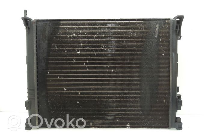 Opel Vivaro Coolant radiator 868513D