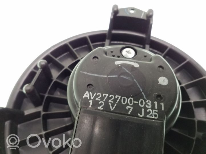 Toyota Yaris Ventola riscaldamento/ventilatore abitacolo 2727000311