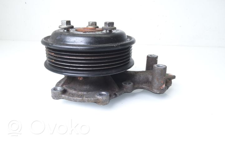 Ford Focus Pompe de circulation d'eau CM5G8501FA