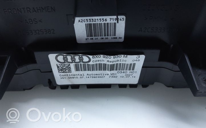 Audi A1 Spidometras (prietaisų skydelis) 8X0920930M