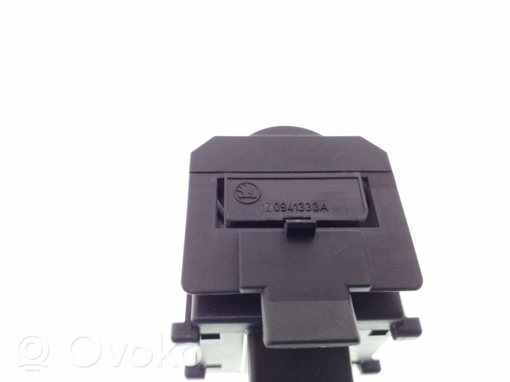 Skoda Superb B6 (3T) Regler Dimmer Schalter Beleuchtung Kombiinstrument Cockpit 1Z0941333A