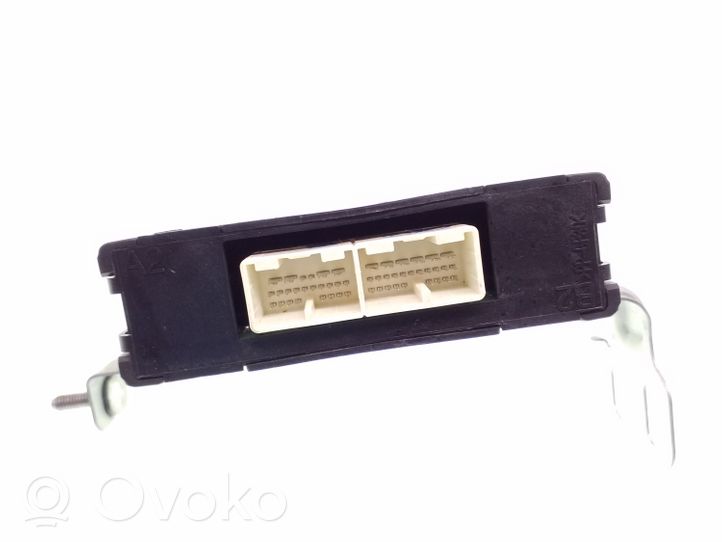 Nissan Leaf I (ZE0) Module de contrôle de boîte de vitesses ECU 310383NA0B