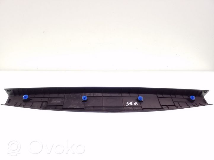 Hyundai ix35 Rivestimento superiore del portellone posteriore/bagagliaio 817612Y000