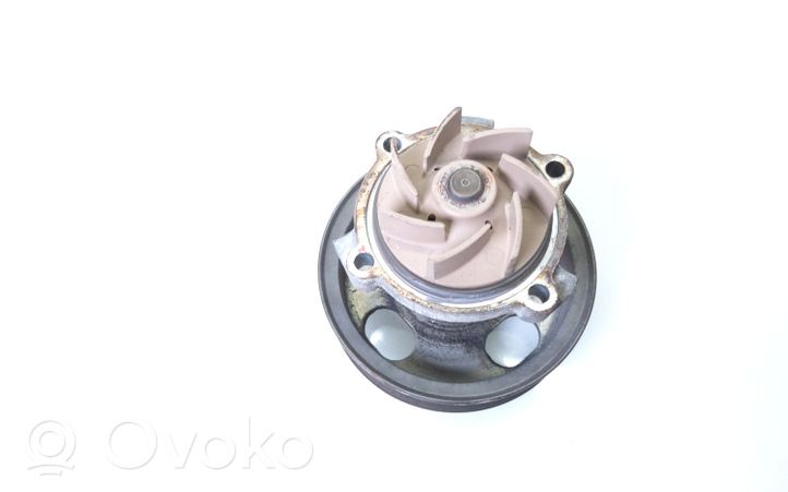 Opel Astra H Water pump 46815125
