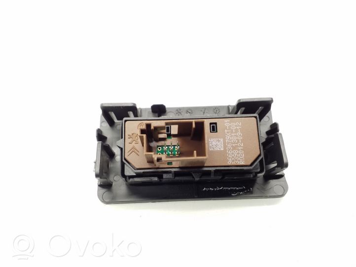 Citroen DS3 ESP (stability program) switch 96663679XT