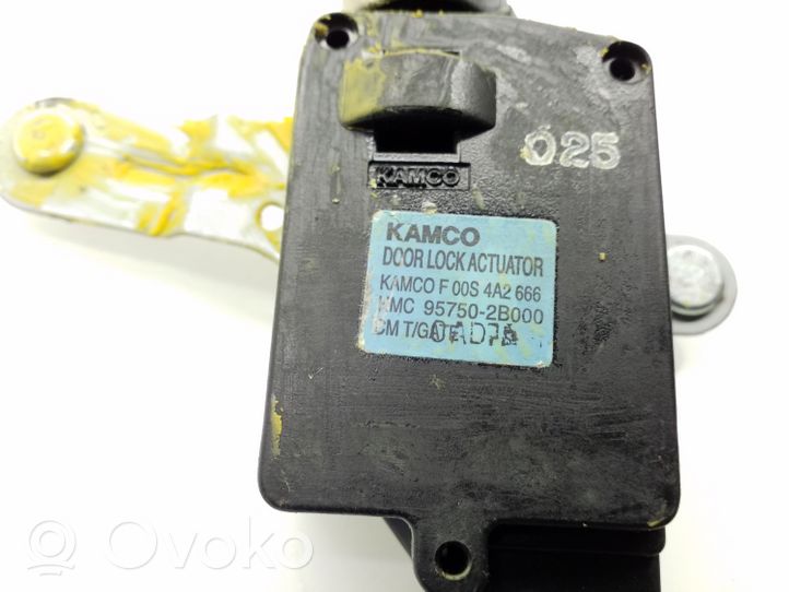 Hyundai Santa Fe Door central lock control unit/module 957502B000