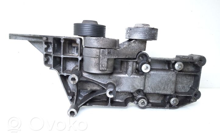 Volvo V70 Supporto del generatore/alternatore 8642196