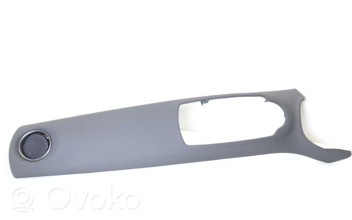 Toyota Yaris Panneau de garniture tableau de bord 554700D090