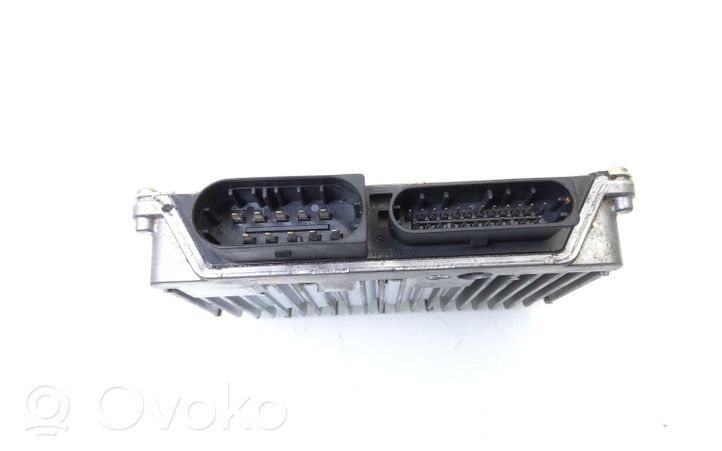 BMW 7 E65 E66 Variklio valdymo blokas 7510154