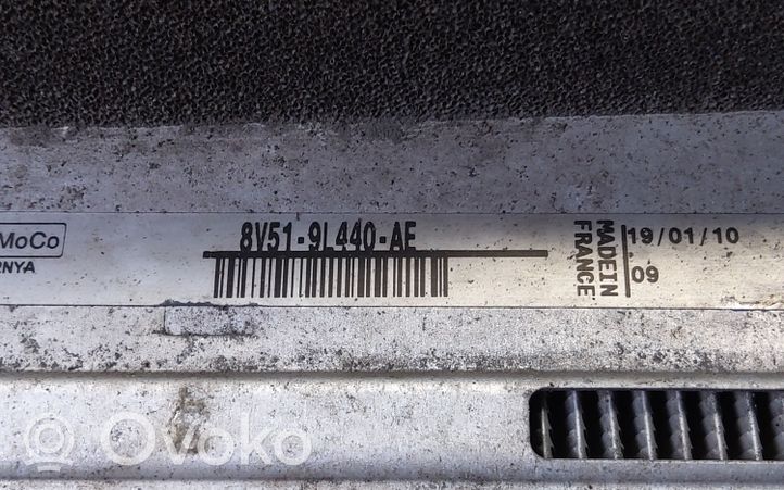 Ford Fiesta Välijäähdyttimen jäähdytin 8V519L440AE