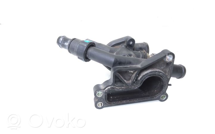 Ford Fiesta Boîtier de thermostat / thermostat CM5G9K478GA