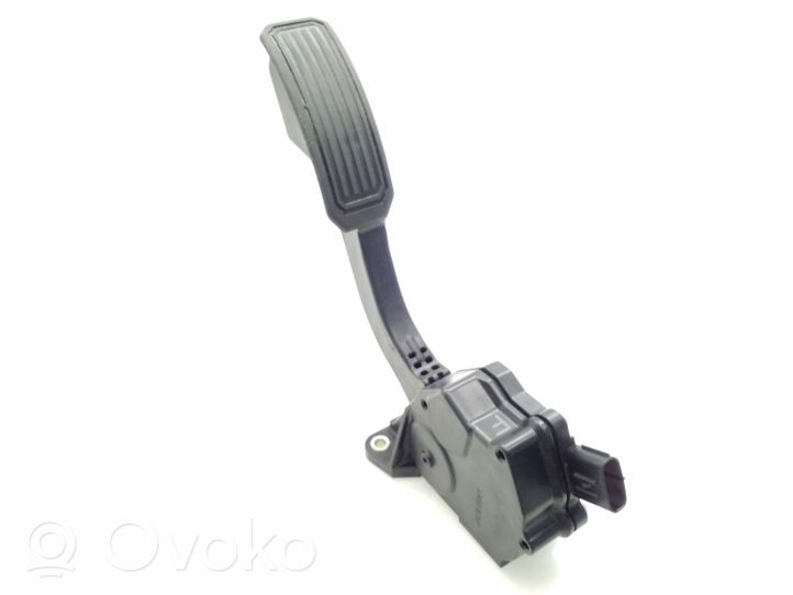 Toyota RAV 4 (XA30) Accelerator throttle pedal 7811042010