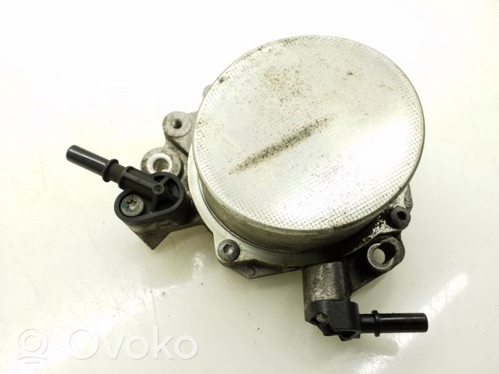 Ford Kuga II Pompe à vide 9674192280