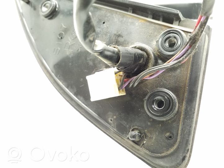 Toyota Hiace (H200) Elektryczne lusterko boczne drzwi przednich E6010051