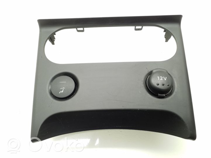 Nissan Qashqai Console centrale, commande chauffage/clim A00270A77000