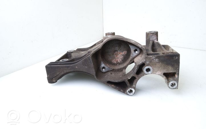 Opel Insignia A Uchwyt / Mocowanie sprężarki klimatyzacji 55562863