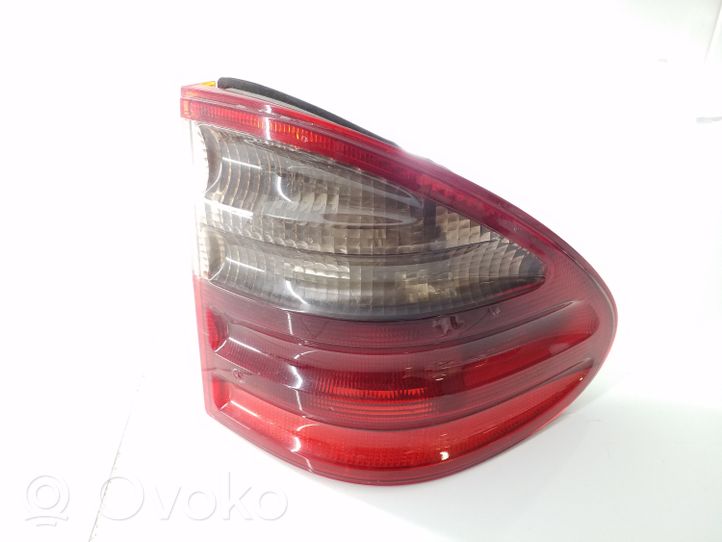 Mercedes-Benz E W210 Lampa tylna A2108205464