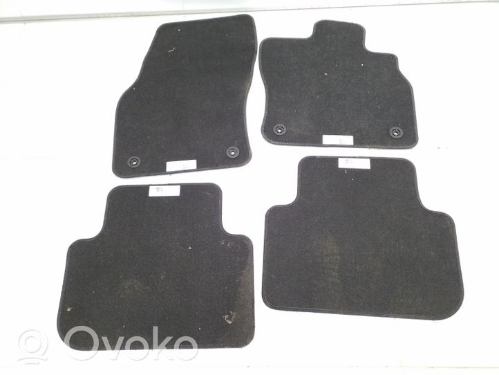 Audi Q3 F3 Set di tappetini per auto 83B863691