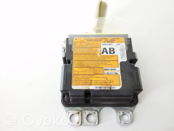 Nissan Leaf I (ZE0) Module de contrôle airbag 988203NF0A