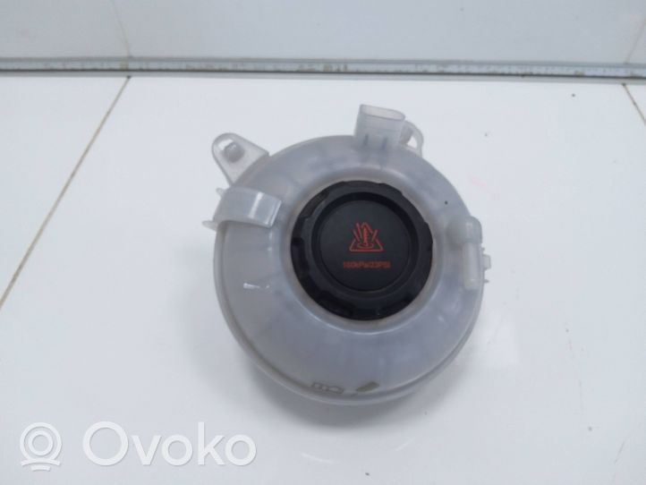 Audi Q3 F3 Serbatoio di compensazione del liquido refrigerante/vaschetta 5q0121407m