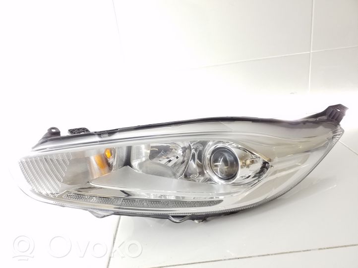 Ford Fiesta Phare frontale C1BB13W030CG