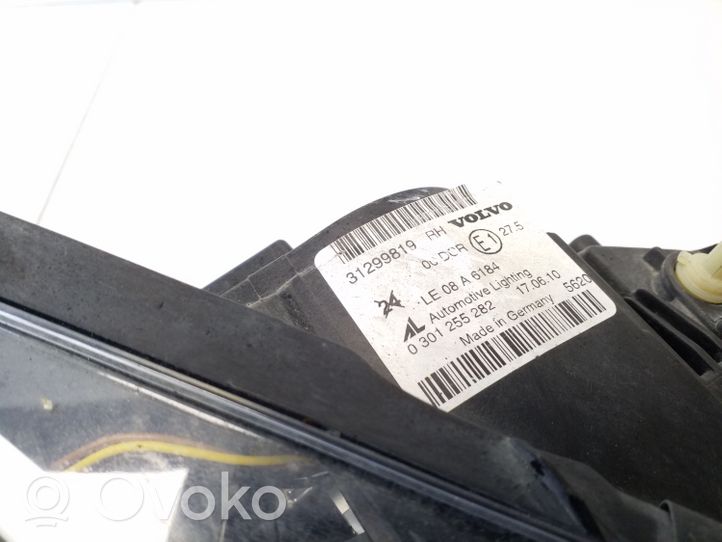 Volvo C30 Phare frontale 31299819