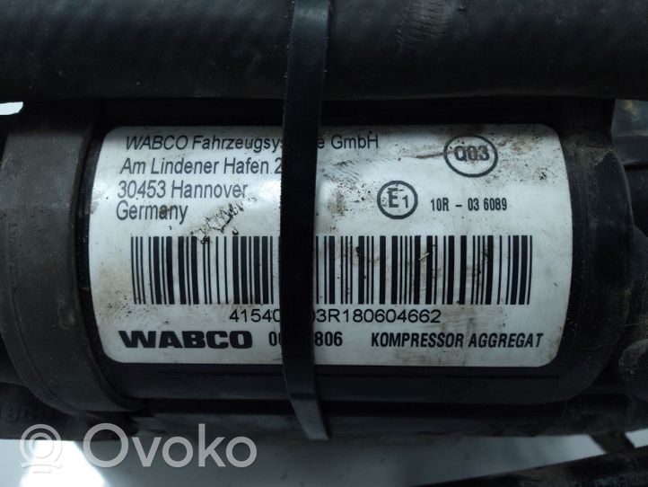 Audi Q7 4M Compressore/pompa sospensioni pneumatiche 10R036089