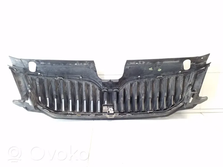 Skoda Octavia Mk3 (5E) Maskownica / Grill / Atrapa górna chłodnicy 5E0807242