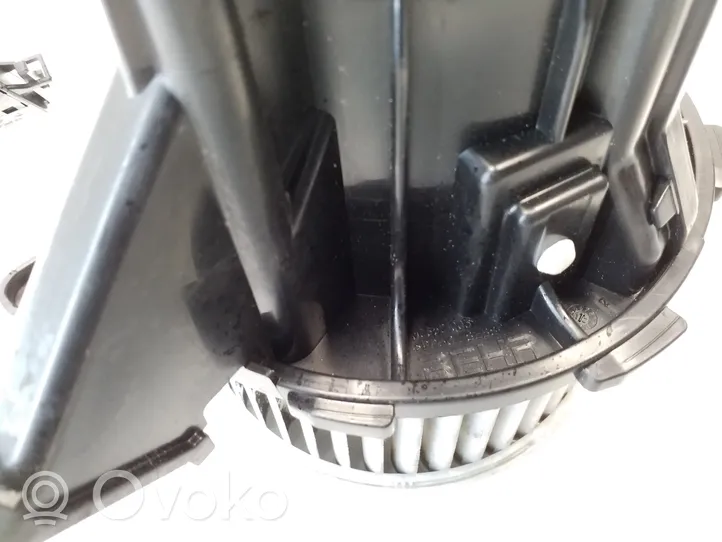 Audi A4 S4 B8 8K Ventola riscaldamento/ventilatore abitacolo U0852003