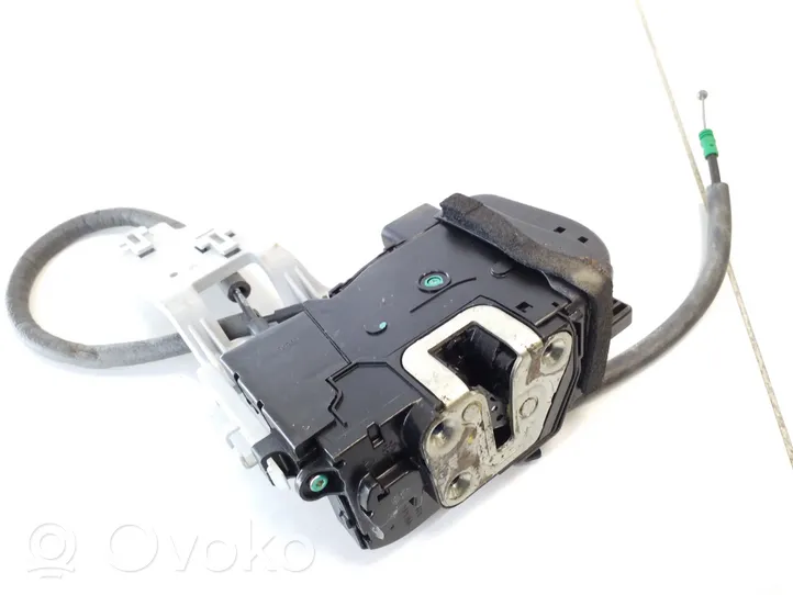 KIA Sportage Front door lock 813203U010